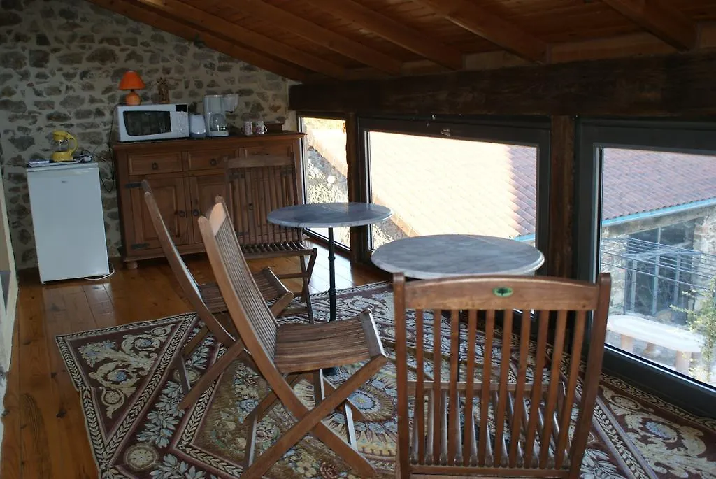 Guest house Pierre Des Anges Hotel Montagny  France