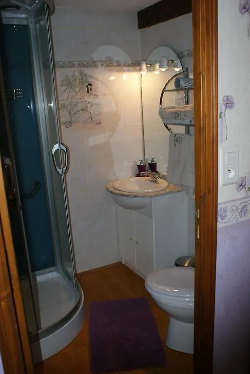 Pierre Des Anges Hotel Montagny  Guest house